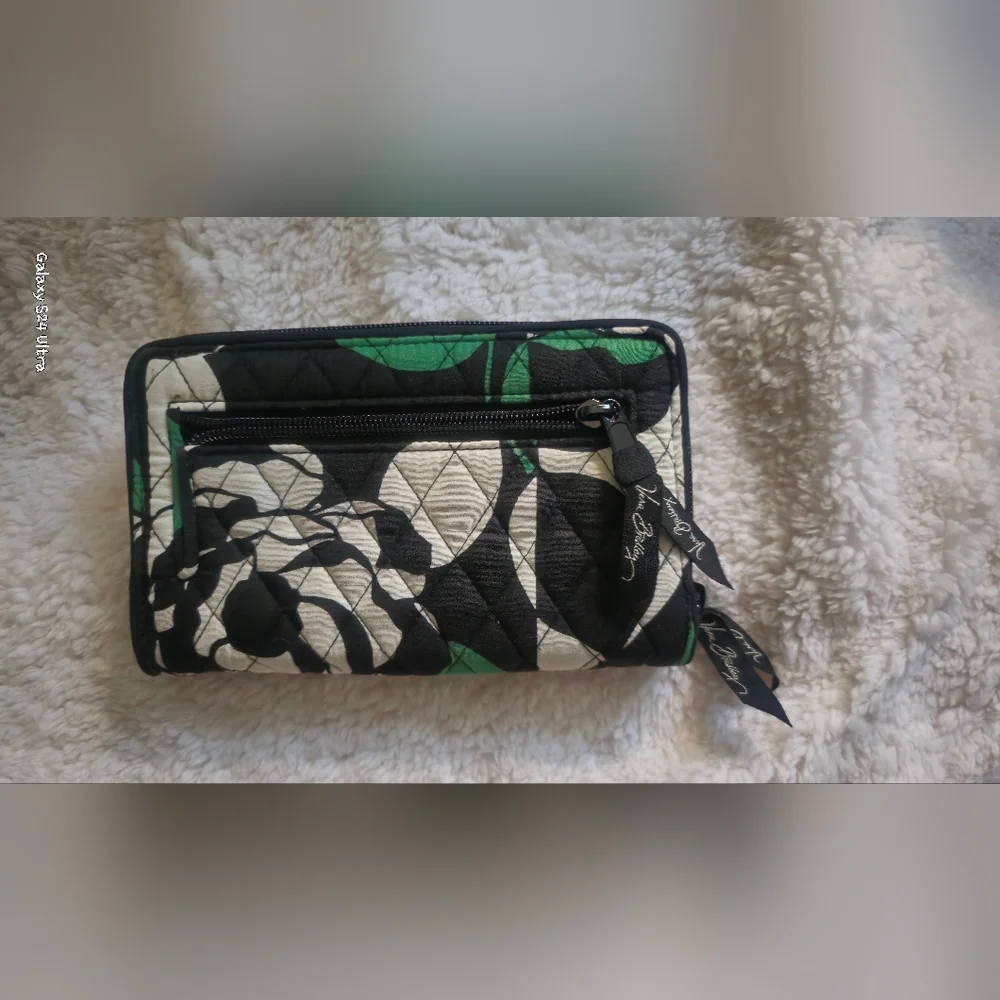 Vera Bradley turn lock wallet EUC - Picture 7 of 8